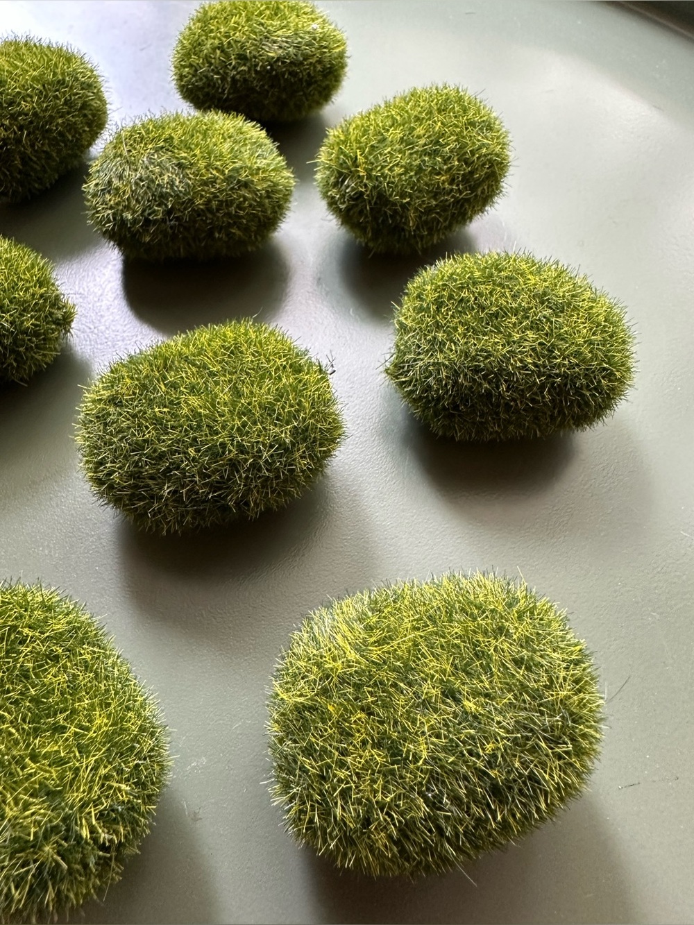 Faux moss • strong refrigerator magnets • set of 11 - Picture 2 of 3
